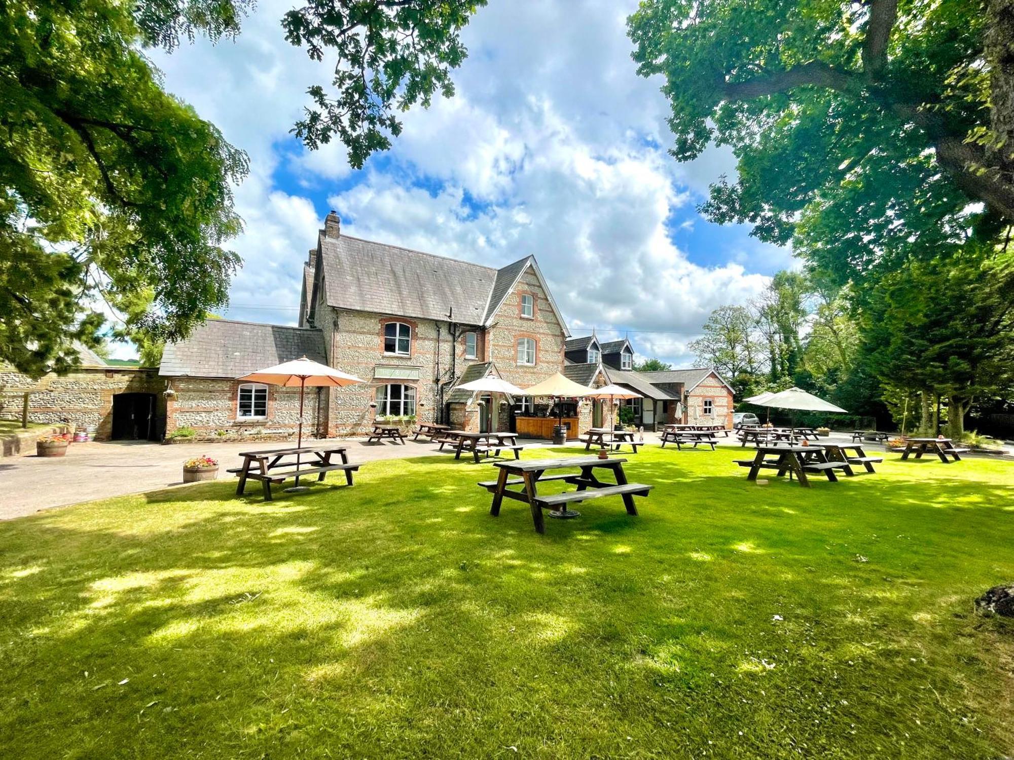 The Fox Inn Ansty  Экстерьер фото